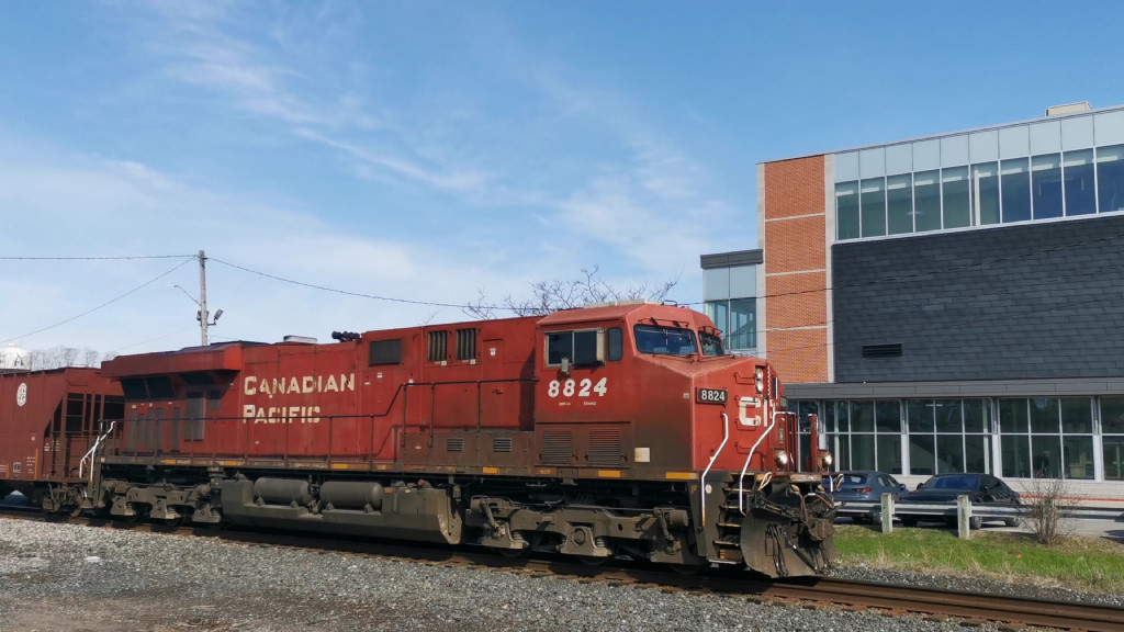 CP 8824